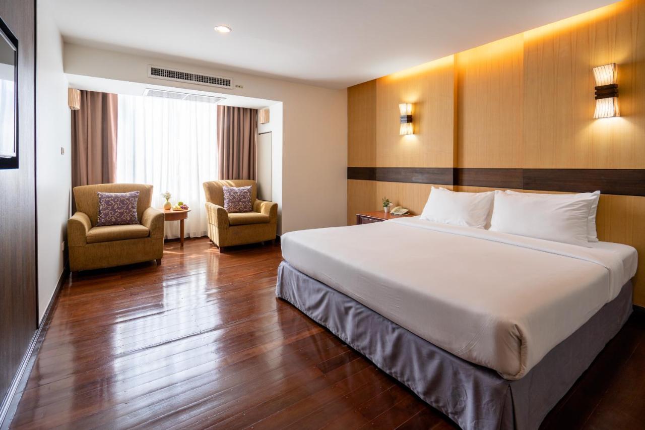 Khum Phucome Hotel -Sha Extra Plus Chiang Mai Exterior photo